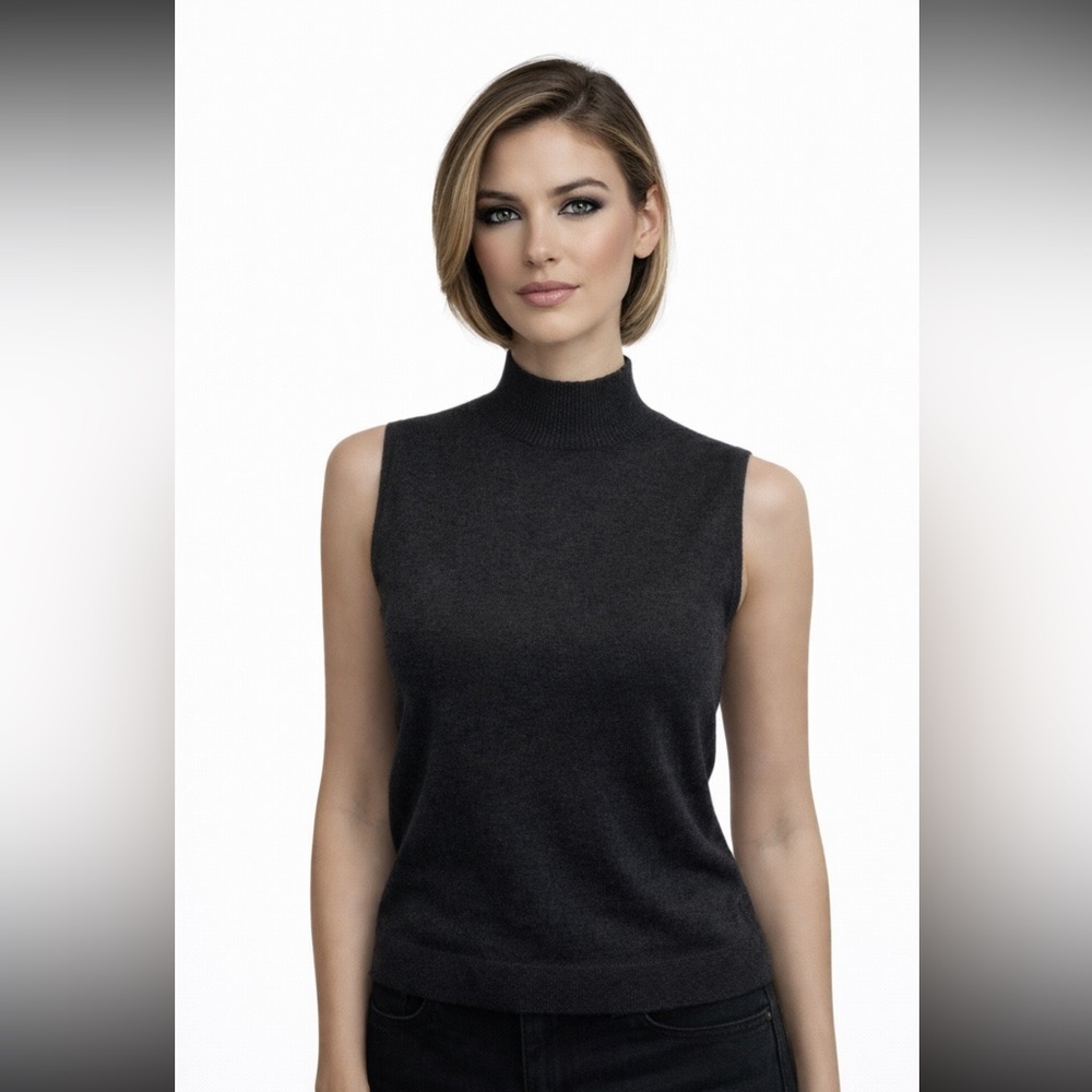 St. John cashmere grey Charcoal Sleeveless Knit Top
